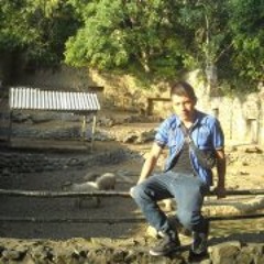 Andreès Martiìneez