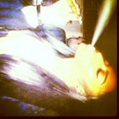 Quanna Sucessloyal Wing