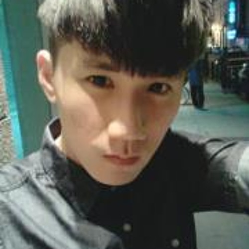 Vincent Tan 45’s avatar