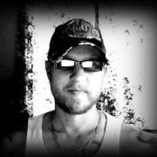 Stream Mickie Lewis Listen to kelly Clarkson playlist online for free