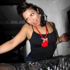 DJ Nina Ly