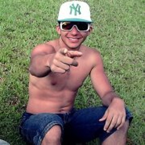 Pedro Girardo’s avatar