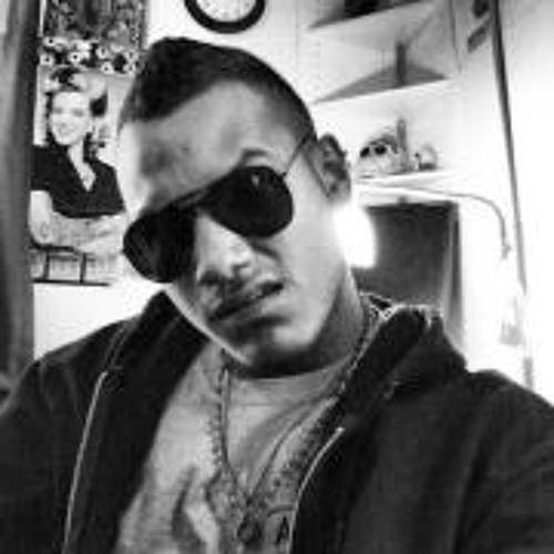 Stream Jr Luis Martinez music Listen to songs, albums, playlists for