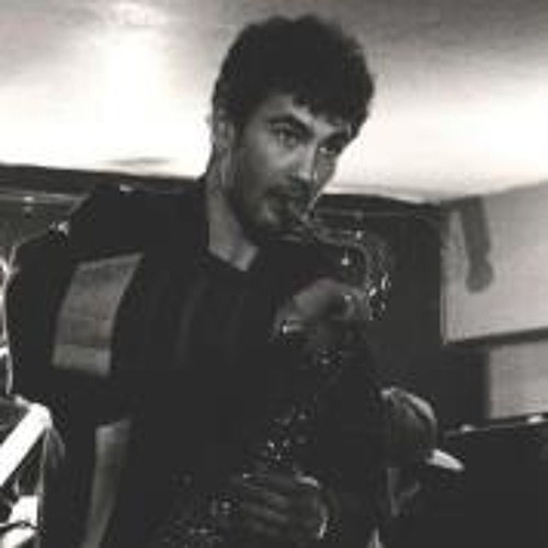 Ruben deals fox saxophone