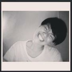 Yumi W. Kusolsinchai