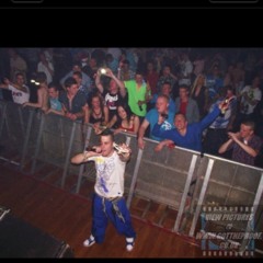 Aaron DuoTek Sanlon.