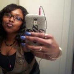 Sharneice Huggie Canada