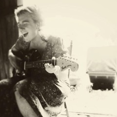 Dancin' On My Own - Femme Con 2012