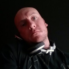 Dj Christopher Owens