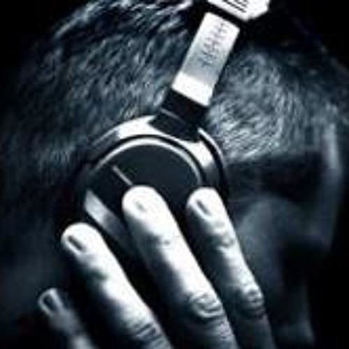Jimmy K n DJ Luckyding- Beautiful.freestyle 2012
