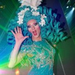 DragQueen Gina