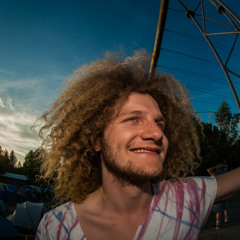Curly Max