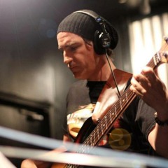 Scott Taylor - Bass