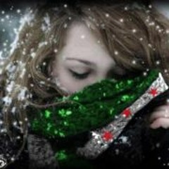 على ورق الورد