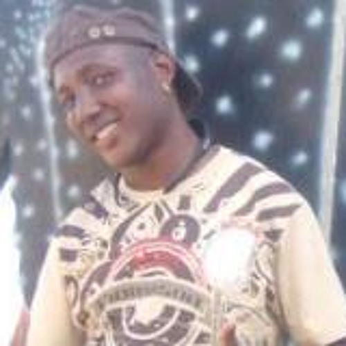 Ela Nao anda ela desfila