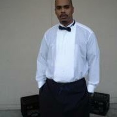 Derrick King Allen-bey