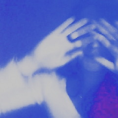 Poli ••• ★ ••• ★