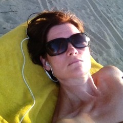 keeleyBoobsieJohnson