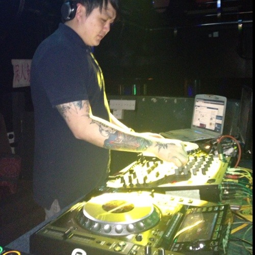 Small DJ 2010 Live Mix non stop