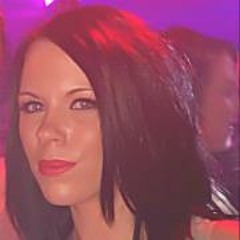 Samantha M Henderson