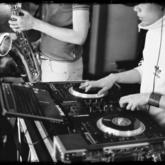 Lam Bros DJ Co - Feel Good Inc/Low (The D//Lam Remix)