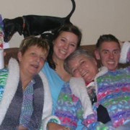 Stream Brittany Nicole Dailey music Listen to songs, albums