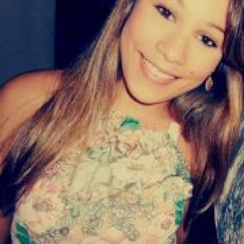 Tainá Oliveira 9’s avatar