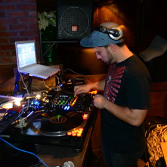DJ Mdeck