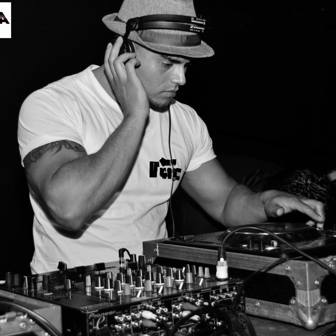 Stream DJ LOCO (Latin) music | Listen to songs, albums, playlists