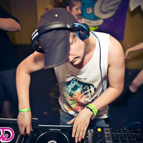 Breeze & Styles - Your Shining (SPIT Remix)