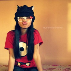 QueenOnScreen