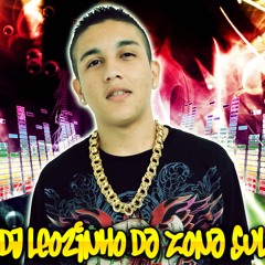 MC FANY =QUANDO  ME VER SENTAR TU VAI GAMAR VS FAVELA ((DJ's LEOZINHODAZONASUL E JONE$ DA MENSALÃO))