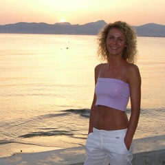 lada_dee