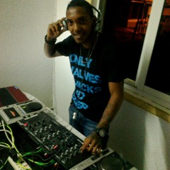 DJ WIDY