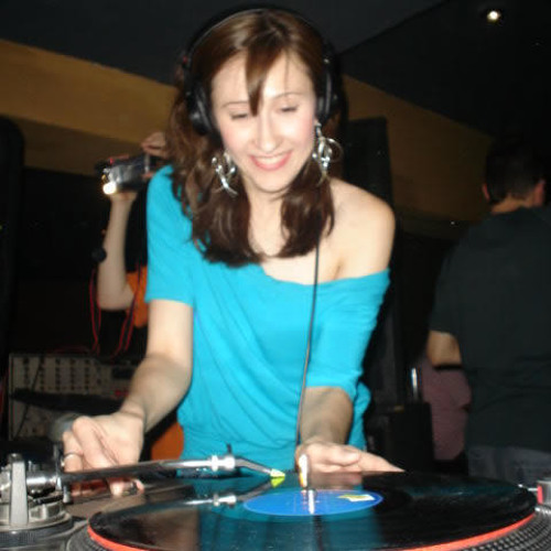 DJ shama’s avatar