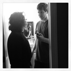 William Derrick, Indiendo