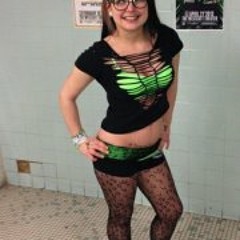 Emily Eliizabethh Toyy