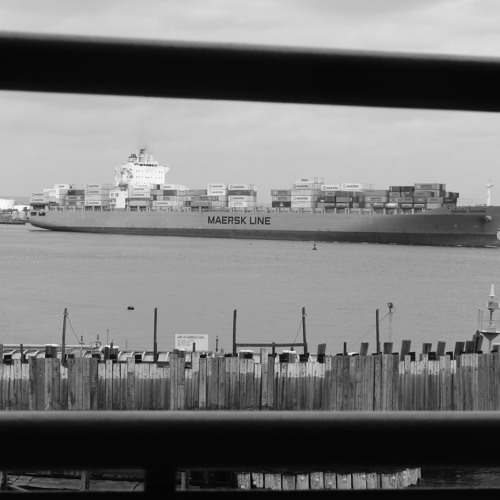 C.R.O - E.A.S.Y (Marlon Hoffstadt Edit)