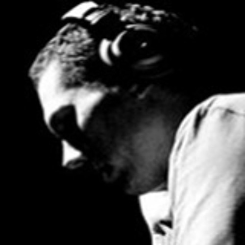 Lethal Combination (Bilal Saeed)Ft. Roach Killa (Rang Sanwla Te Tikkhe Tere Nain) - 2014