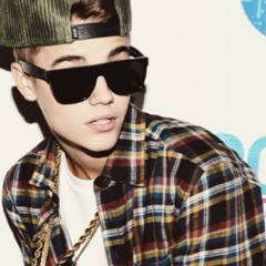 it's JUSTIN BIEBER