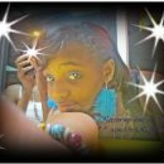 Renee CuttiiePiiee Flexx