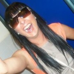 Linzi Loopyloo Gibson