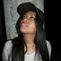 Syntia Randriambololona