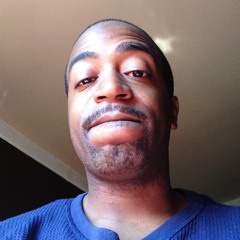 sirlooscious right Foot