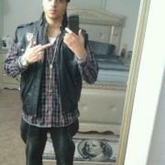 Hector Headshotz Navarro