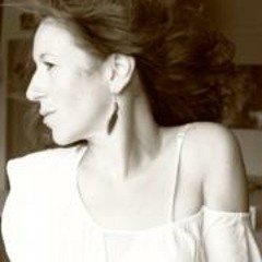 Véronique Ve Dumouchel