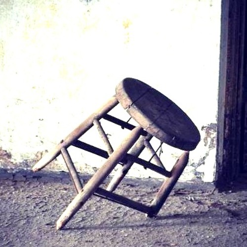 stool -demo-