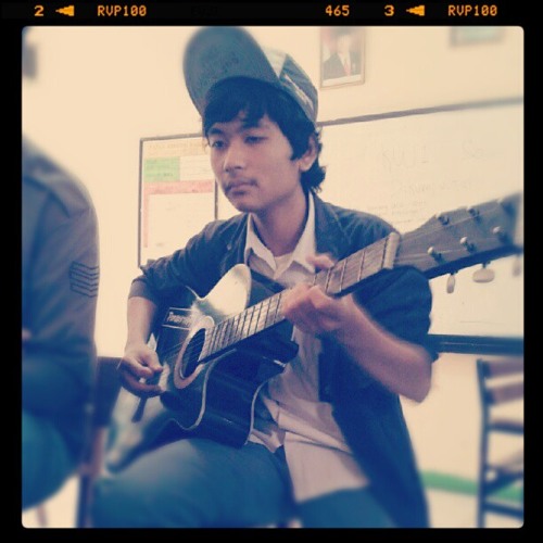 Dhyo Haw Ada Aku Disini By Kelbekel