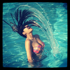 BetchesLoveBass