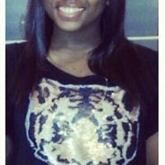 Ariana PrettyNpaid McNeal